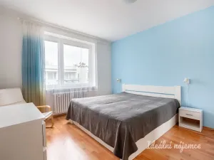 Pronájem bytu 2+kk, Praha - Smíchov, Nad Kesnerkou, 54 m2