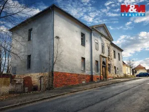 Prodej rodinného domu, Štěkeň, U Zámku, 834 m2