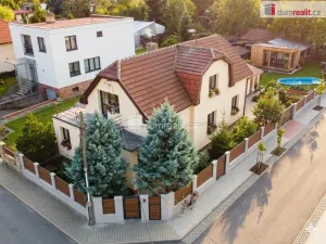 Prodej rodinného domu, Libiš, B. Němcové, 150 m2