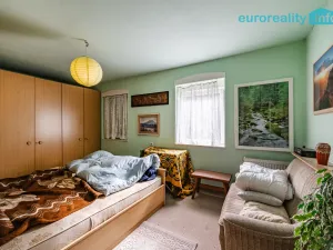 Prodej rodinného domu, Lesná - Háje, 178 m2