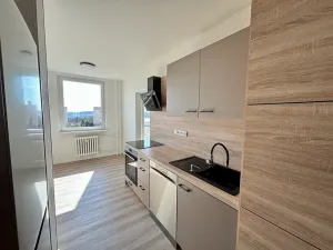 Pronájem bytu 3+1, Praha - Troja, Krynická, 72 m2