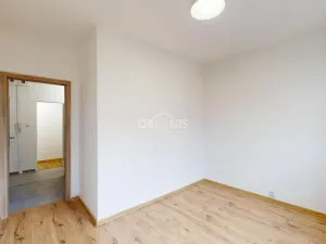 Pronájem bytu 2+1, Chomutov, Kyjická, 63 m2