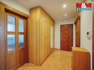 Pronájem bytu 3+1, Plzeň - Skvrňany, Macháčkova, 70 m2