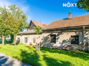 Prodej obchodního prostoru, Hradec Králové, Náhon, 1871 m2