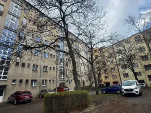 Prodej bytu 3+1, Pardubice - Zelené Předměstí, Sladkovského, 77 m2