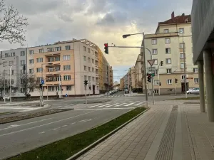 Prodej bytu 3+1, Pardubice - Zelené Předměstí, Sladkovského, 77 m2