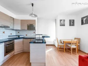 Pronájem bytu 2+kk, Praha - Smíchov, Na Císařce, 81 m2