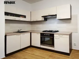 Pronájem bytu 3+1, Zákolany, 75 m2