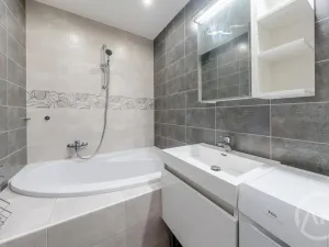 Pronájem bytu 2+1, Ostrava - Poruba, Ukrajinská, 53 m2