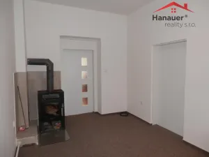 Pronájem bytu 2+1, Ústí nad Labem - Střekov, Zeyerova, 45 m2