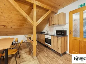 Prodej kanceláře, Račice-Pístovice, 479 m2