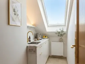 Prodej kanceláře, Praha - Nové Město, náměstí I. P. Pavlova, 150 m2