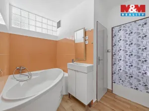 Prodej bytu 3+1, Lukavice, 74 m2