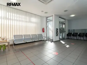 Pronájem ordinace, Praha - Nusle, Hradeckých, 62 m2