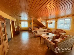 Pronájem bytu 3+1, Valy, Na Stráni, 120 m2