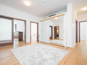 Prodej bytu 5+kk, Karlovy Vary, Pražská silnice, 149 m2