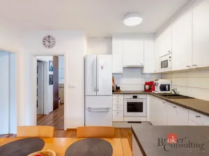 Prodej bytu 3+kk, Praha - Zbraslav, Jiřího Mašína, 82 m2