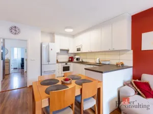 Prodej bytu 3+kk, Praha - Zbraslav, Jiřího Mašína, 82 m2