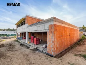 Prodej vily, Praha - Lysolaje, K Housličkám, 310 m2