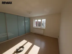 Pronájem rodinného domu, Praha - Žižkov, Šikmá, 260 m2