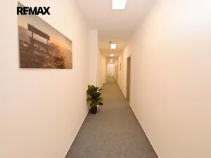 Pronájem kanceláře, Nymburk, Náměstí Přemyslovců, 12 m2