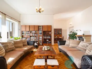 Prodej rodinného domu, Kaplice - Rozpoutí, 330 m2