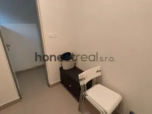 Pronájem bytu 1+kk, Brno, Nadační, 36 m2