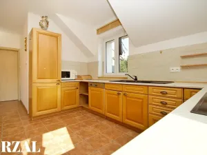 Prodej vícegeneračního domu, Tursko, Ke Statkům, 189 m2