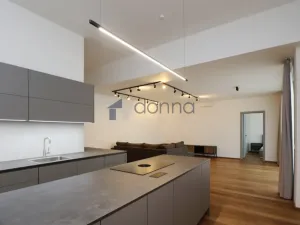 Pronájem bytu 3+kk, Praha, Křižíkova, 105 m2