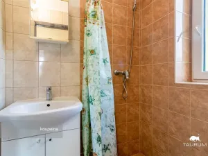 Prodej bytu 2+1, Hlohová, 64 m2