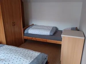 Pronájem bytu 4+1, Kamýk nad Vltavou, 75 m2