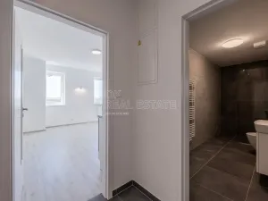 Pronájem bytu 2+kk, Plzeň, Františka Kováříka, 45 m2