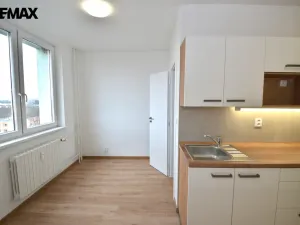 Pronájem bytu 1+1, Kroměříž, Spáčilova, 38 m2
