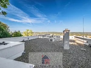 Prodej kanceláře, Praha - Komořany, Pod lesem, 440 m2