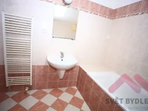 Pronájem bytu 2+kk, Praha - Žižkov, Jeseniova, 52 m2