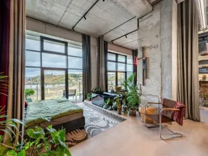 Prodej atypického bytu, Praha - Modřany, Československého exilu, 277 m2