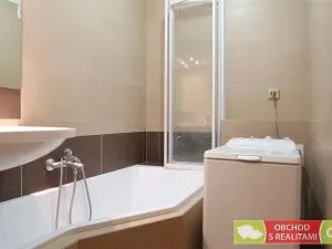 Pronájem bytu 2+kk, Praha, Ctěnická, 39 m2