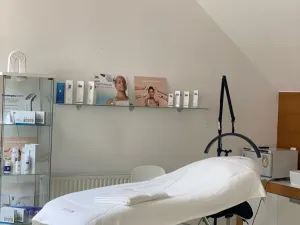 Pronájem komerční nemovitosti, Otrokovice - Kvítkovice, K. H. Máchy, 20 m2