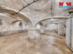 Prodej činžovního domu, Bečov nad Teplou, Nádražní, 219 m2