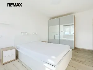 Pronájem bytu 2+kk, Plzeň, Vysoká, 53 m2