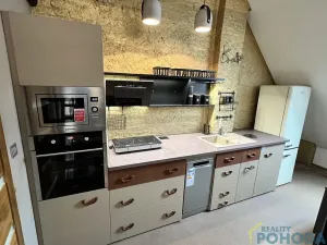 Pronájem bytu 2+kk, Holice, Hradecká, 54 m2