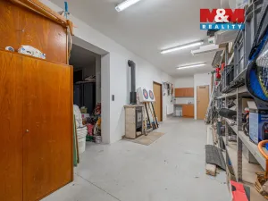 Prodej rodinného domu, Neustupov, 450 m2