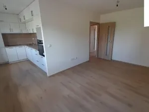 Prodej bytu 3+kk, Hrochův Týnec, Sídliště, 64 m2