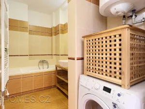 Pronájem bytu 3+kk, Praha - Vinohrady, Sobotecká, 65 m2