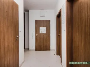 Pronájem bytu 2+kk, Praha - Střížkov, Zakšínská, 52 m2