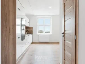 Prodej bytu 2+1, Cheb, Na Hradčanech, 82 m2