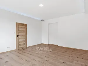 Prodej bytu 2+1, Cheb, Na Hradčanech, 82 m2