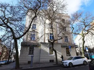 Pronájem bytu 2+kk, Praha - Vinohrady, Na Kozačce, 50 m2