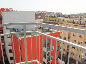 Pronájem bytu 1+kk, Praha - Nusle, Kloboučnická, 33 m2
