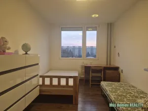 Pronájem bytu 2+kk, Praha - Kobylisy, Frýdlantská, 43 m2